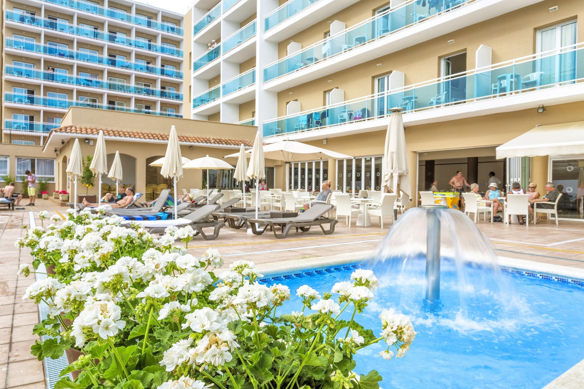 Hotel Alegria Maripins
