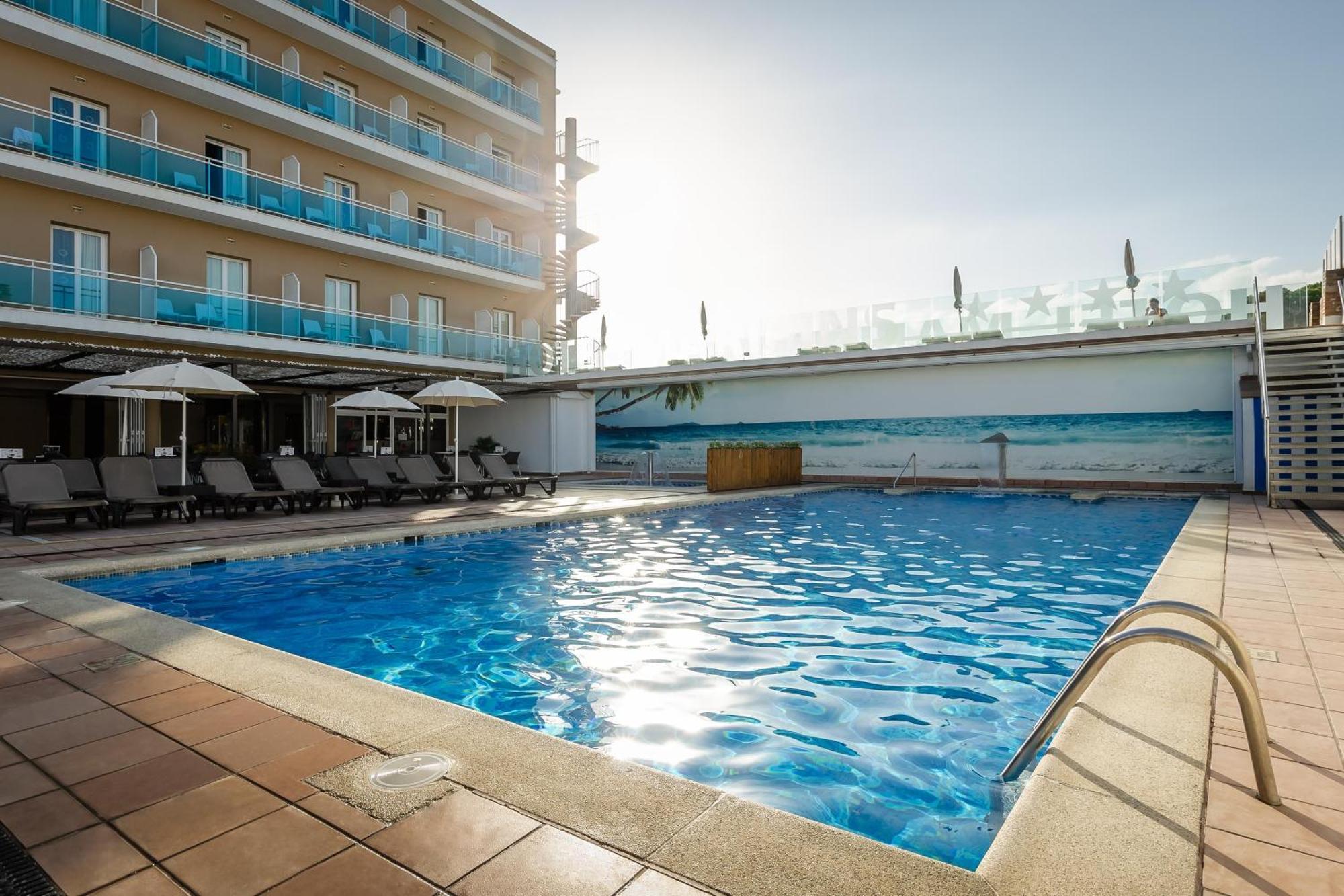 Hotel Alegria Maripins 4*