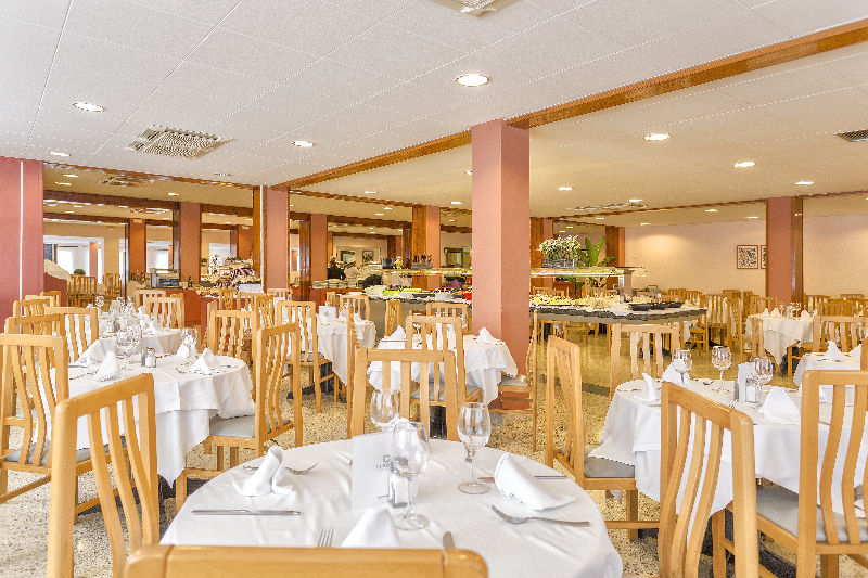 Alegria Maripins Hotel 4*